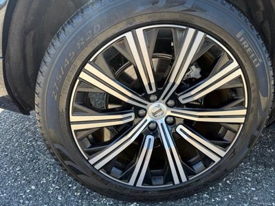 2025 Volvo XC90 Core