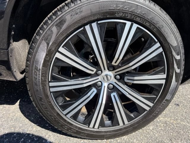 2025 Volvo XC90 Core