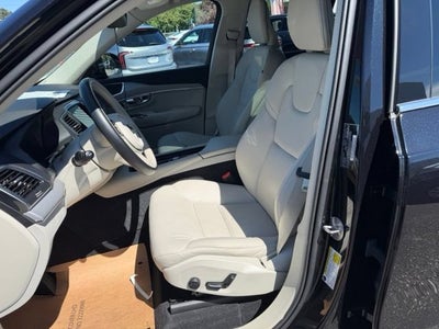 2025 Volvo XC90 Core