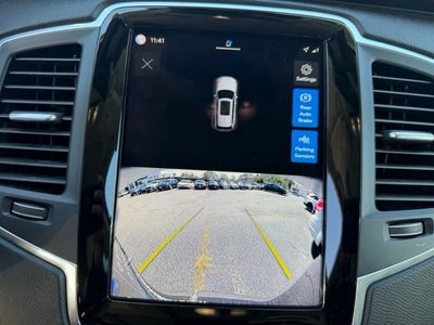 2025 Volvo XC90 Core