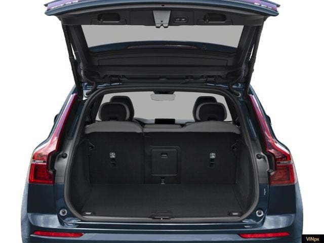 2026 Volvo XC60 Plus