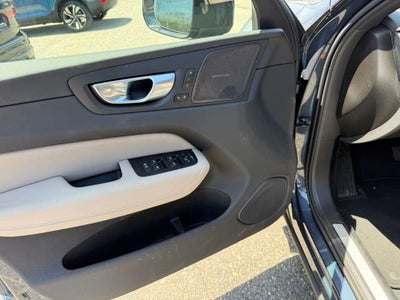 2026 Volvo XC60 Plus