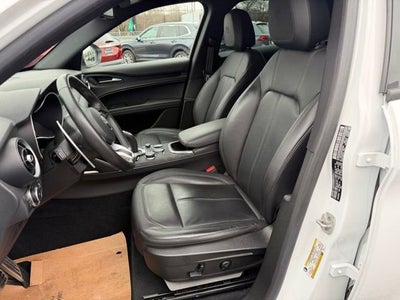 2023 Alfa Romeo Stelvio Sprint